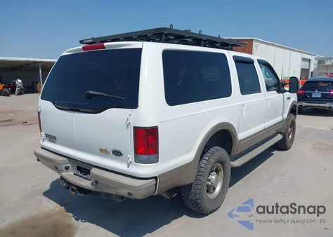2002 Ford Excursion Limited from USA, damaged, VIN 1FMSU43F82EA39215